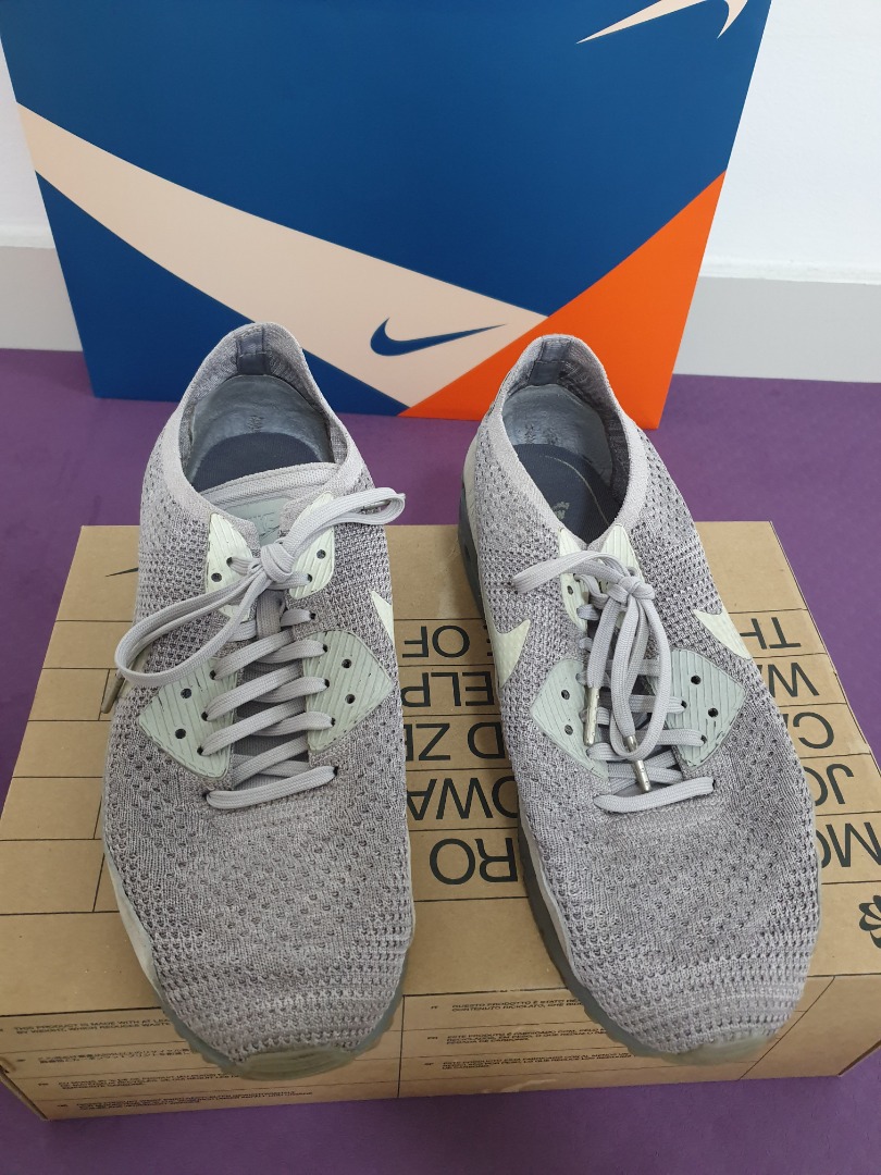 Nike air max hotsell 27 flyknit atmosphere grey