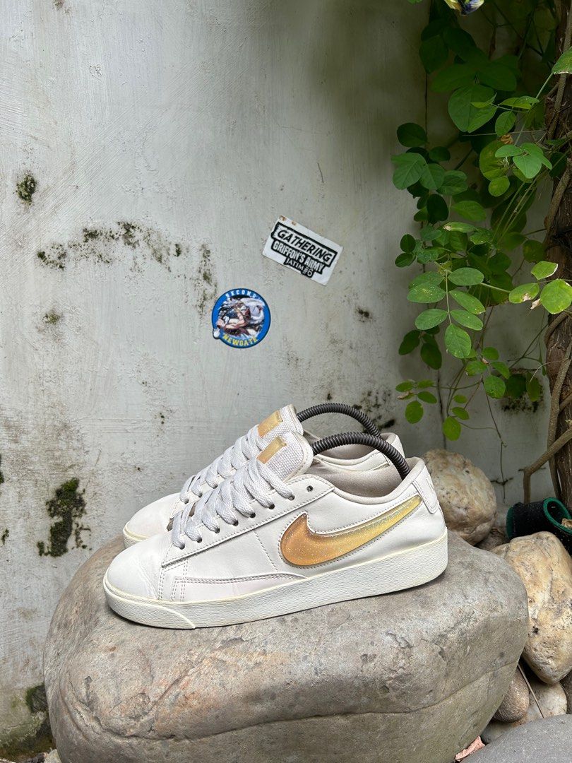Nike store jelly blazer