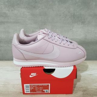(Kategori: ) berada di . Dikirim oleh hishersneakers (ID iklan 1235160141, Gambar 1). Deskripsi: .
