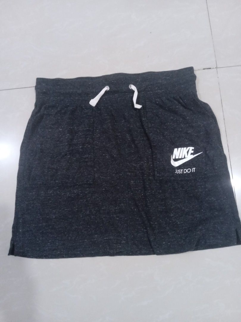Nike gym top vintage skirt