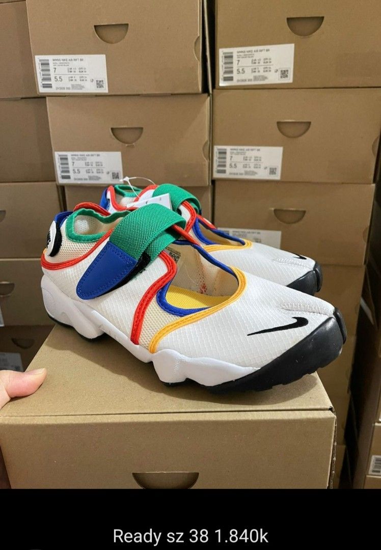 Nike top rift 38