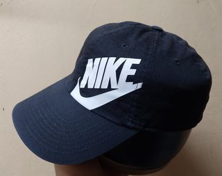 Nike Swoosh Cap (Women)