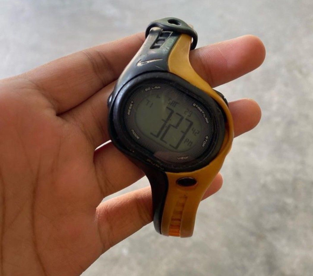 Nike triax fury vintage watch Men s Fashion Watches Accessories Watches on Carousell