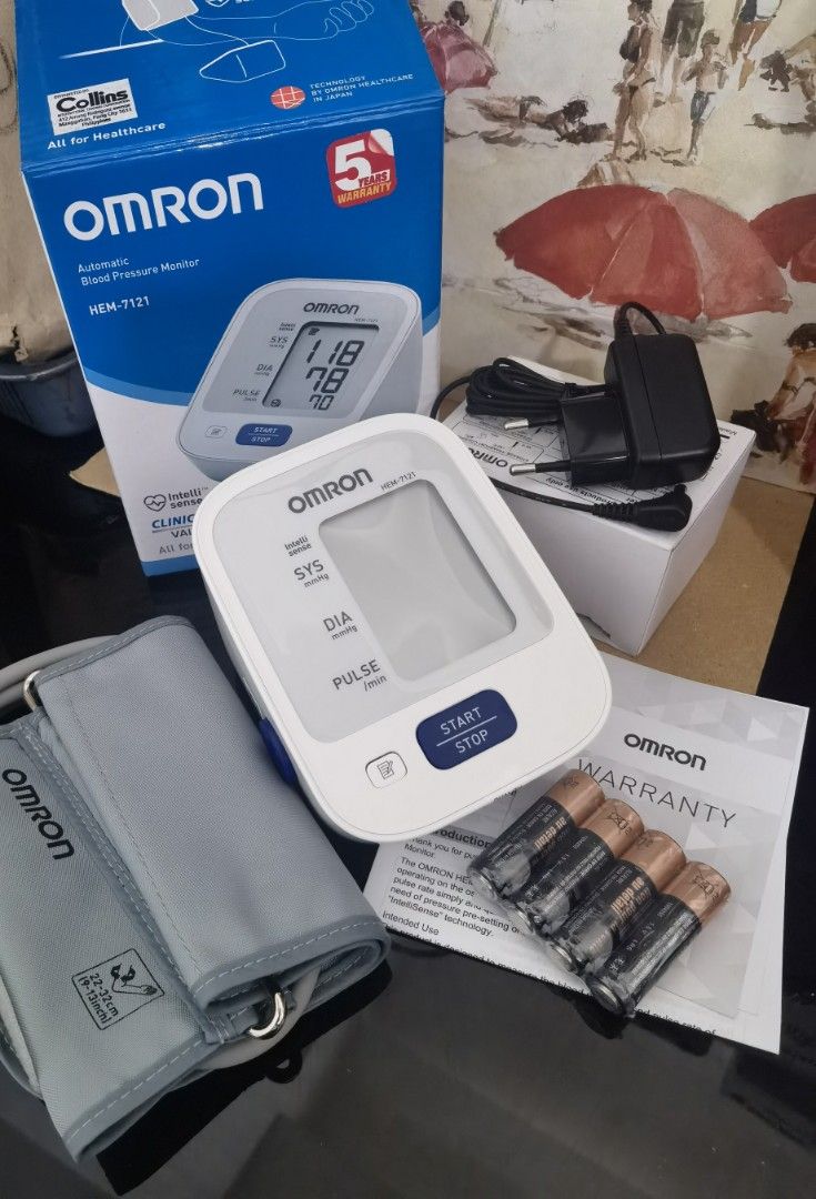OMRON Blood Pressure Monitor HEM 7121 (Category: Medical Supplies & Tools) located in Manila. Submitted by luichi01 (Listing ID 1235211494, Image 2). Description: Blood Pressure Monitor Hem 7121 Adaptor included Call/ Sms 09178481964 For same day delivery Via LLAMOVE / Grab + sf..