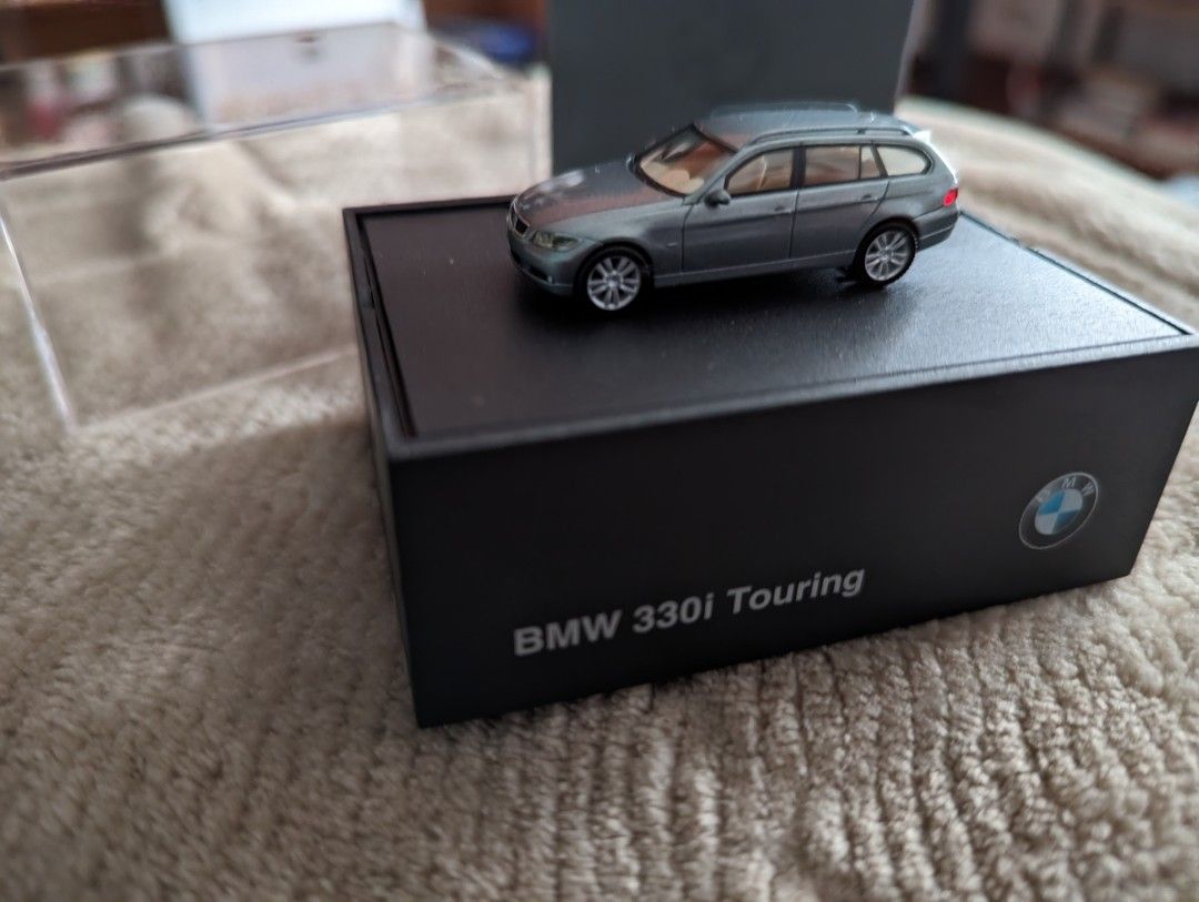 Original BMW DieCast Car Model 187 (Herpa) E46 330i Touring, Hobbies