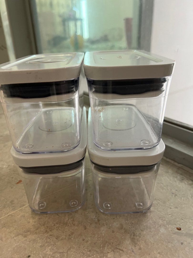 Oxo air tight storage container, Furniture & Home Living, Kitchenware & Tableware, Food