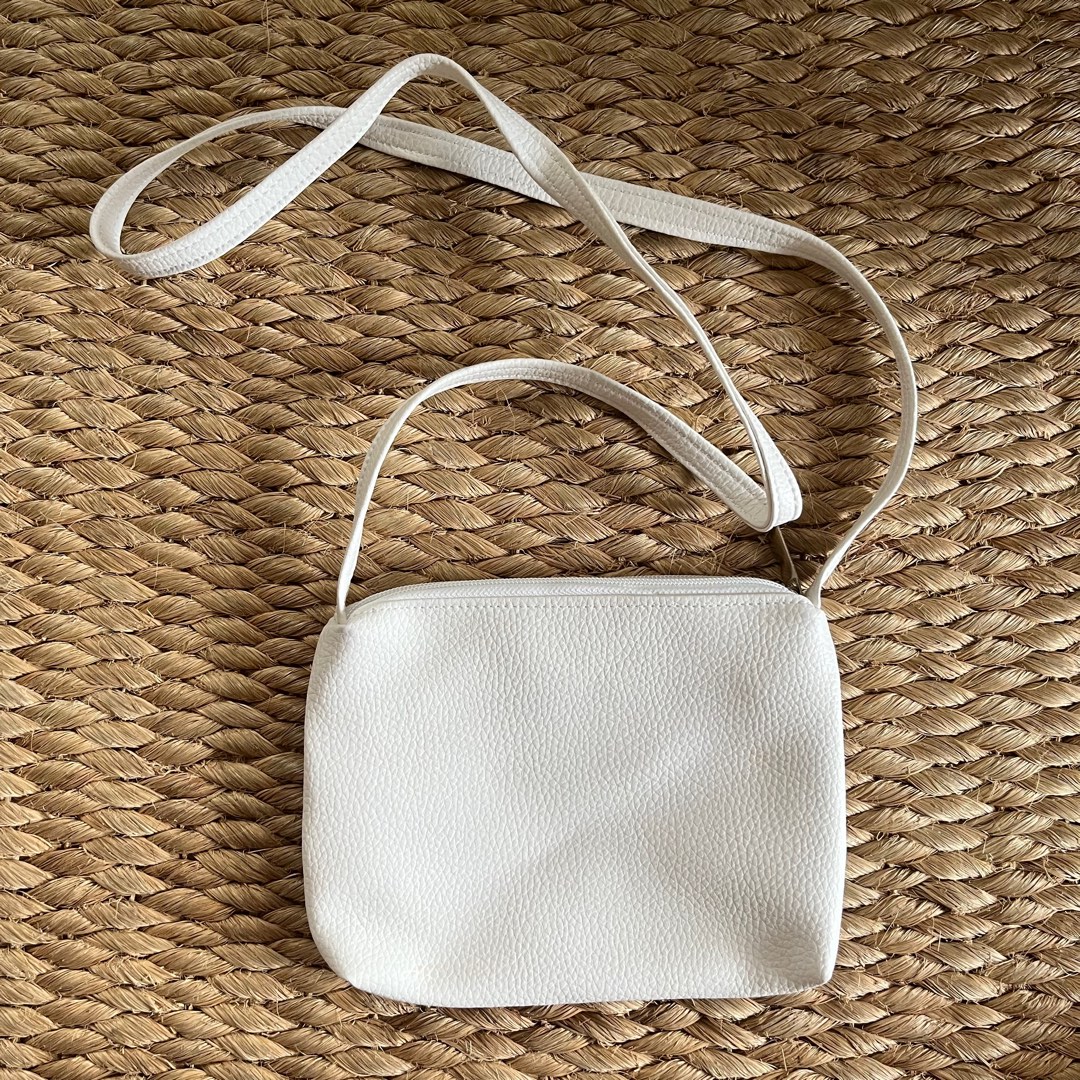 Plain White Slingbag/Crossbody bag on Carousell