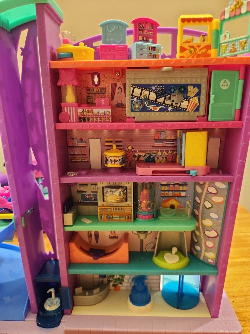 Polly pocket pollyville on sale mega mall playset