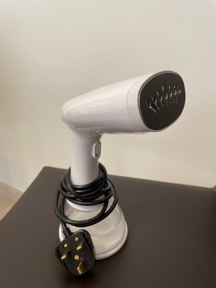 Powerpac handheld garment steamer, TV & Home Appliances, Irons