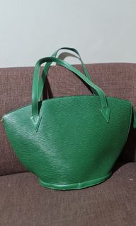 Preloved Authentic LV St. Jacques in Green