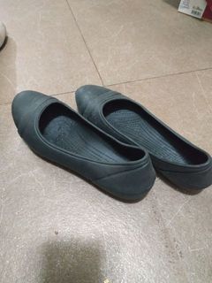 Preloved School/Office Shoes (Rubber)