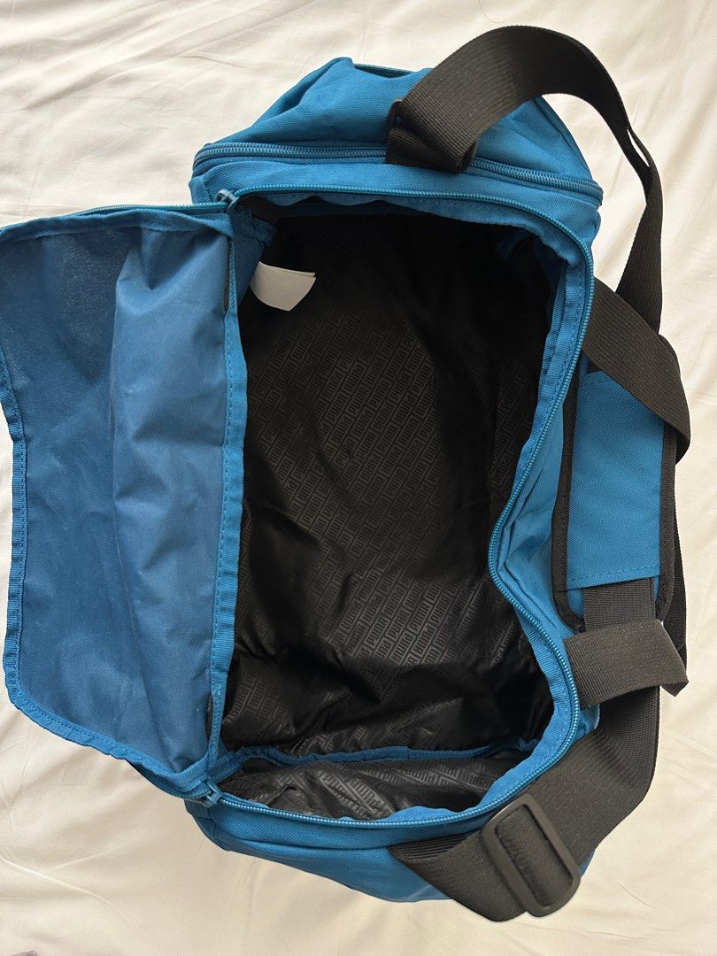 Puma Fundamentals Sports Bag, Sports Equipment, Other Sports Equipment and Supplies on Carousell