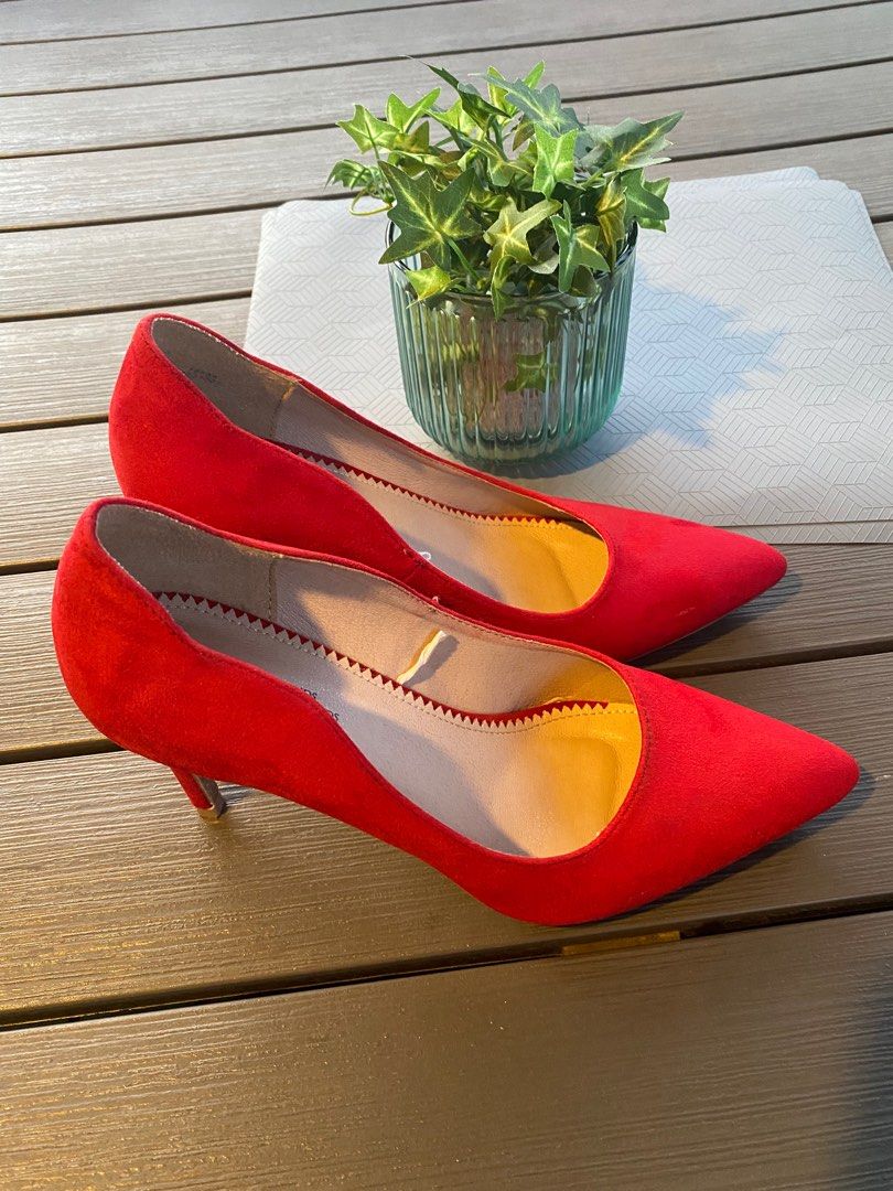 Red Heels, Women's Fashion, Footwear, Heels on Carousell — free download