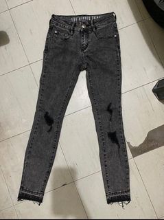 (Category: ) located in . Submitted by barely_used (Listing ID 1235241035, Image 1). Description: .