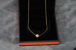 (Category: ) located in . Submitted by indulgemshop (Listing ID 1235126523, Image 1). Description: .