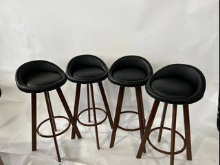 SALE!!!!SALE!!!! SALE!!!!!! PRICEWORTH NOEL SET OF 4 BLACK LEATHERETTE BAR STOOL !!!!