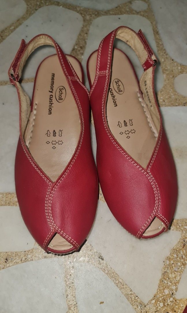 scholl memory cushion shoes