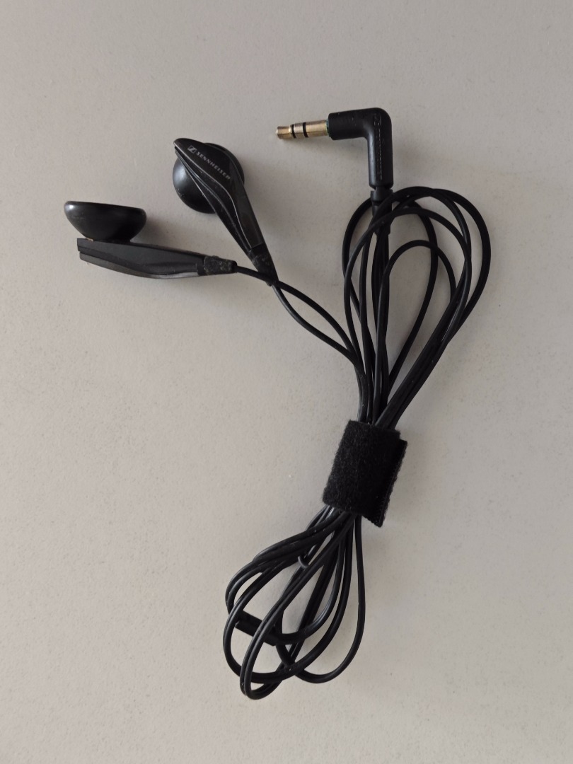 Sennheiser MX 375 earphones, Audio, Earphones on Carousell