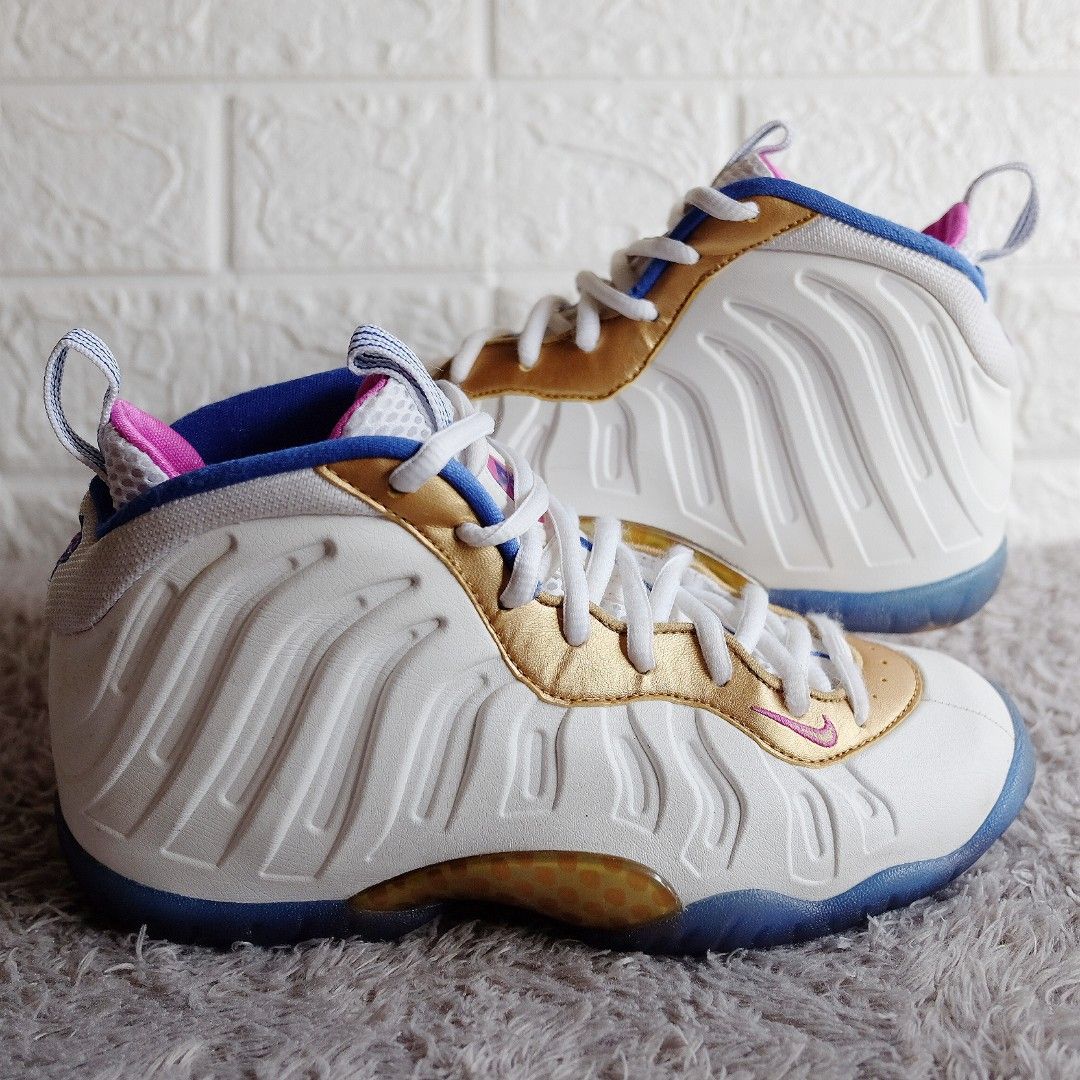 Fuchsia foamposites top