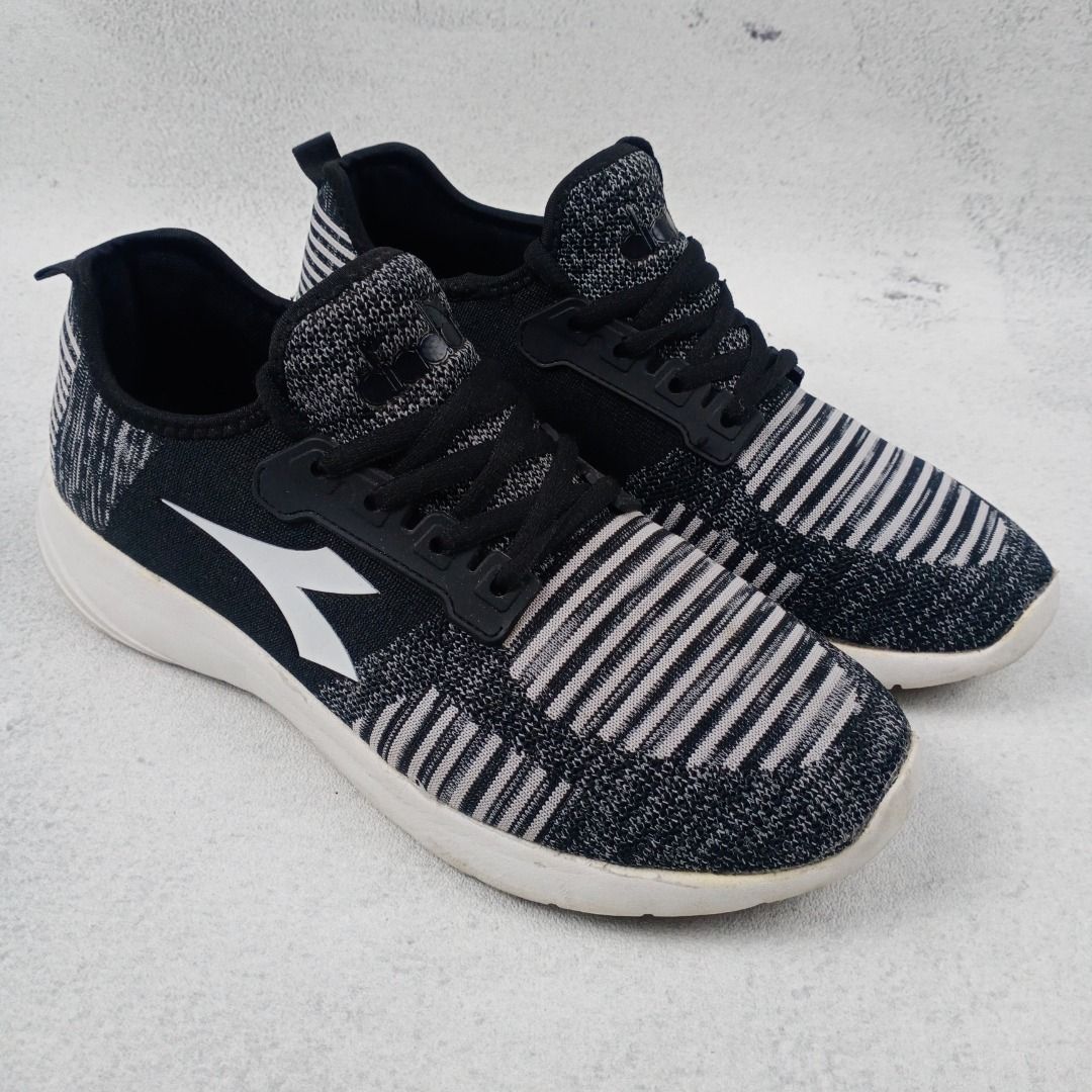 Sepatu diadora lamberto clearance