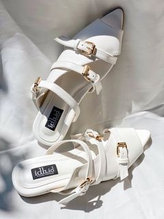 Sepatu Sandal Wanita (white)