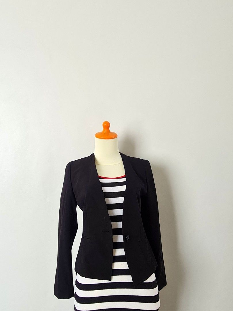 Slim fit Blazer - Black - G2000 on Carousell