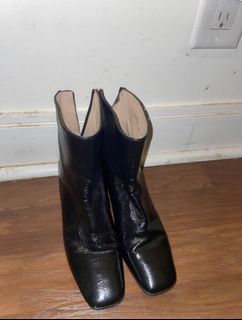 Stuart weitzman boots