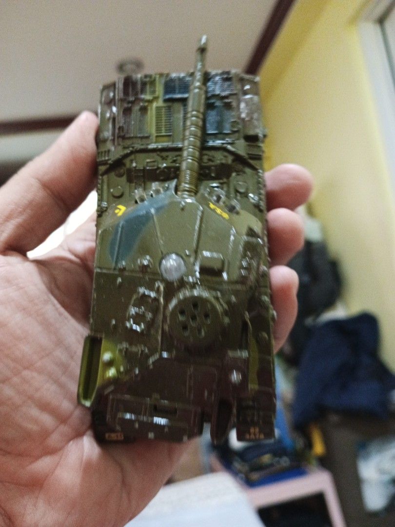 Tank Diecast (Category: Vehicle & Diecast Models) located in Legazpi City. Submitted by kikosgarage (Listing ID 1235309997, Image 2). Description: pull back.