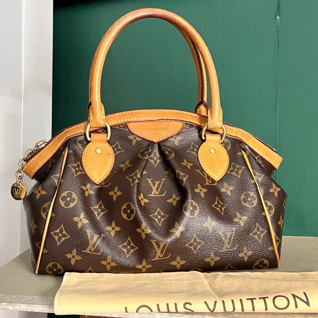 Tas Louis Vuitton with box, Barang Mewah, Tas & Dompet di Carousell