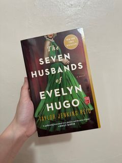 The Seven Husbands of Evelyn Hugo by Taylor Jenkins Reid