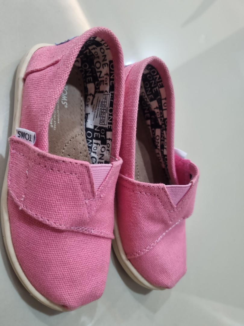 TOMs shoes, Babies & Kids, Babies & Kids Fashion on Carousell