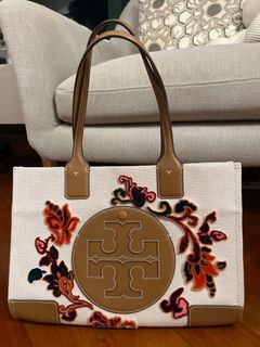 （分類：）位於 。 由 royalmoon.581e13 提交（商品編號 1235279751，圖片 1）。簡介： 。
