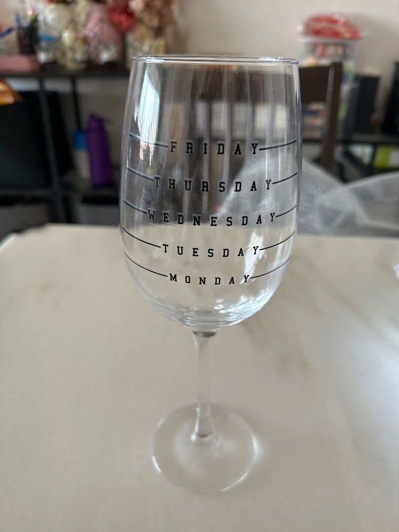Typo hot sale wine glass