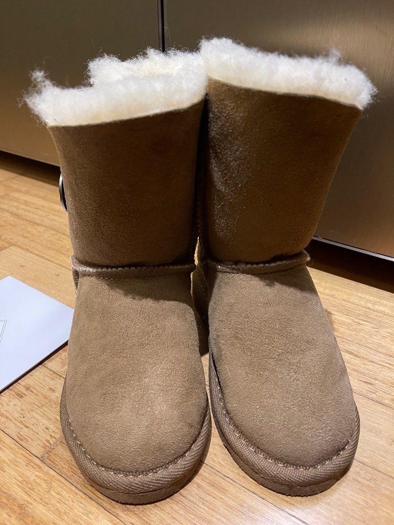 Size 11 uggs hotsell