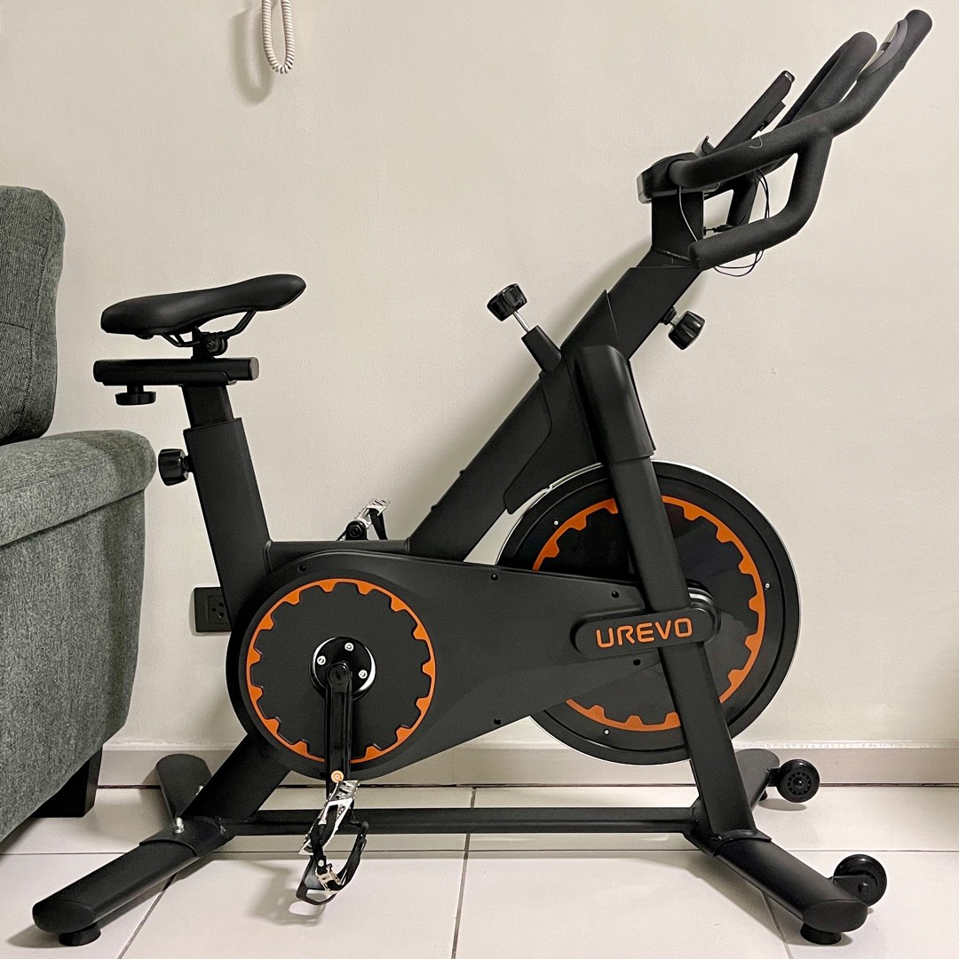 Urevo Indoor Cycling Exercise Stationary Spin Bike on Carousell