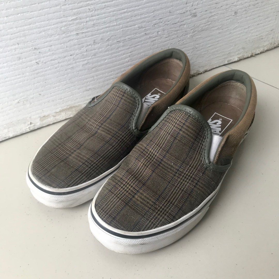 Army green checkered top vans