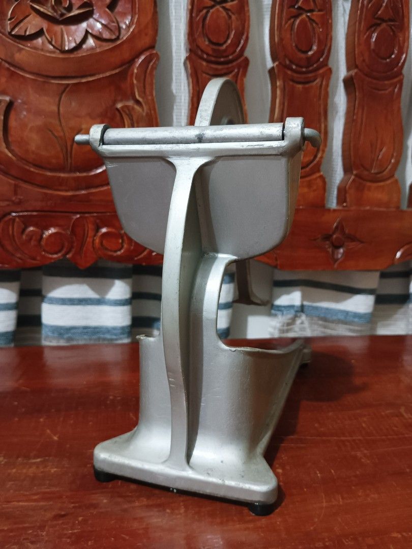 Vintage Aluminum Fruit Lemon juicer Made in japan on Carousell