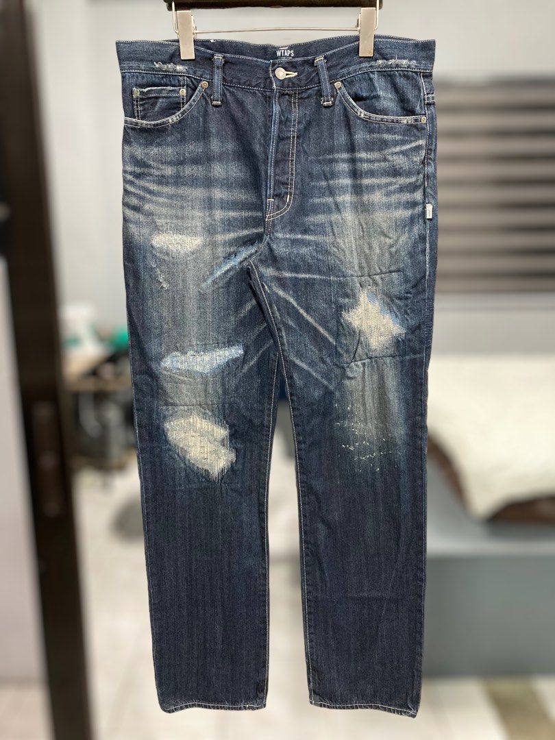 WTAPS “Who Dare Wins” SS2011 Damage Repair Processing Denim Jeans (Category: Jeans) located in Baguio. Submitted by lordeidara (Listing ID 1235155039, Image 1). Description: 8/10 Fading, Distress, and Patches are factory made Not Altered Color: Blue Material: cotton Size on Tag: large Thigh: 12.5 Knee: 9 Waist: 37 Inseam: 32 Length: 43 Leg Opening: 8 Front Rise: 11.75.