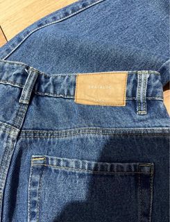 (Category: ) located in . Submitted by kayeshe (Listing ID 1235233881, Image 1). Description: .