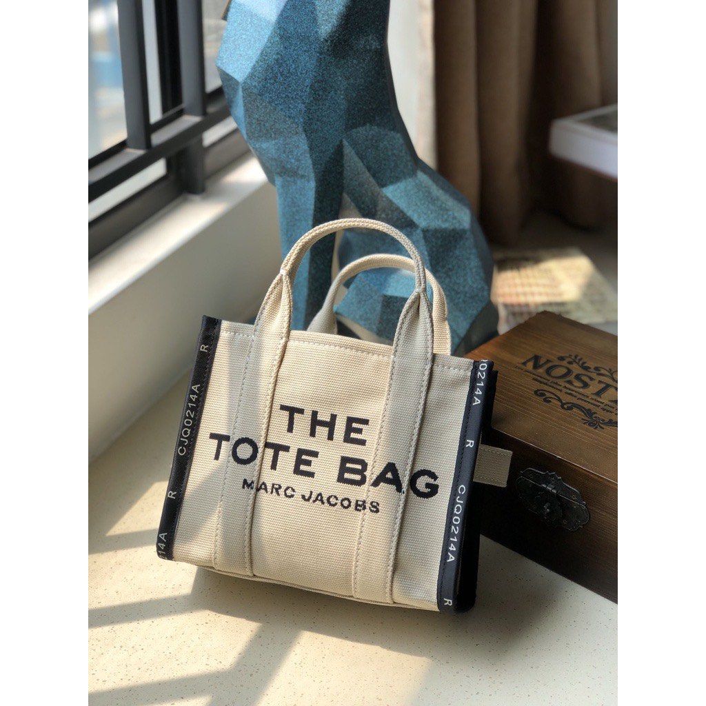 MARC JACOBS Jacquard Canvas THE TOTE BAG Classic Women