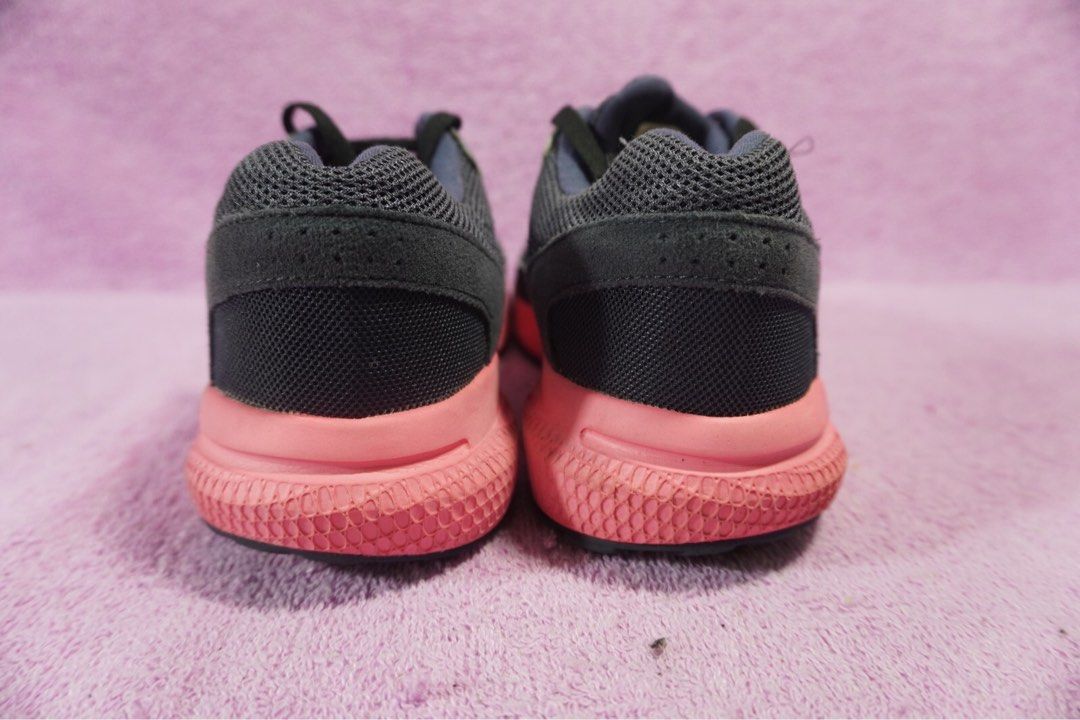 Adidas ozweego bounce cushion discount