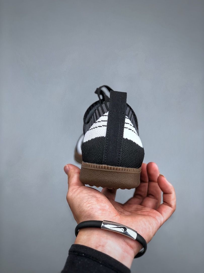 Adidas originals samba primeknit deals