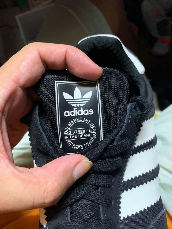 Adidas The 3 Stripes Men s Fashion Footwear Sneakers on Carousell