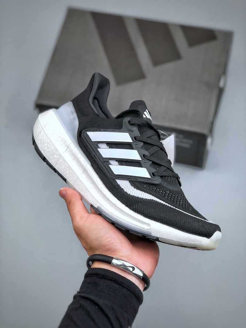 Ultra boost 4. boys on sale