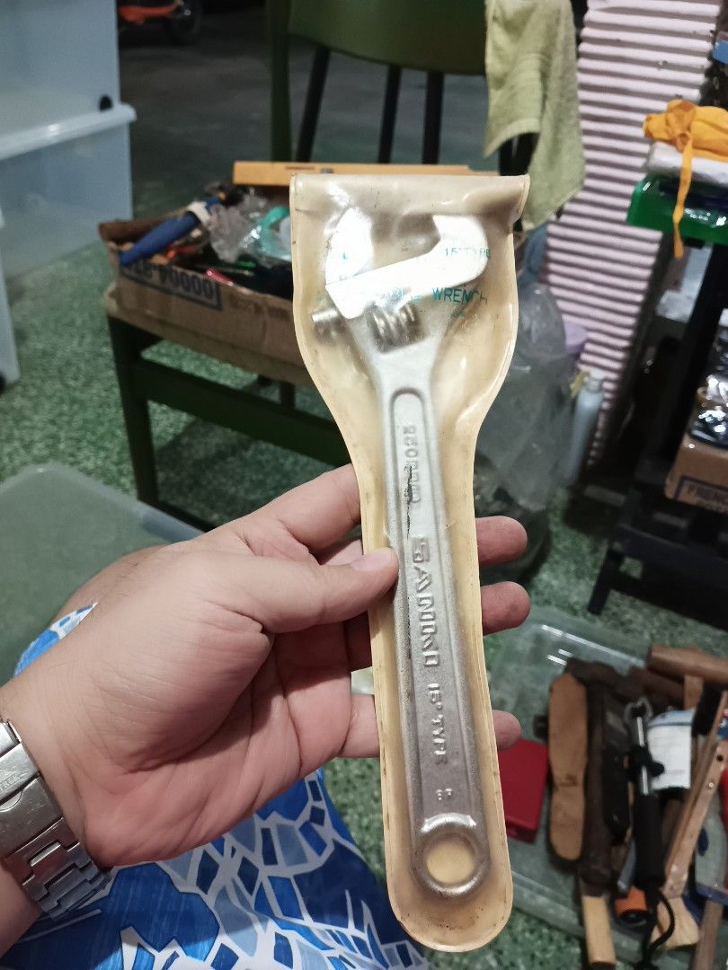 Adjustable wrench (Category: Construction Tools & Equipment) located in Legazpi City. Submitted by kikosgarage (Listing ID 1238448200, Image 1). Description: made in Japan.
