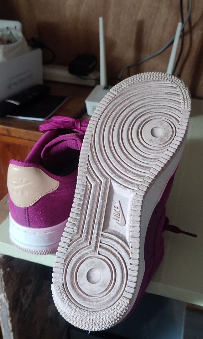 womens air force ones size 7