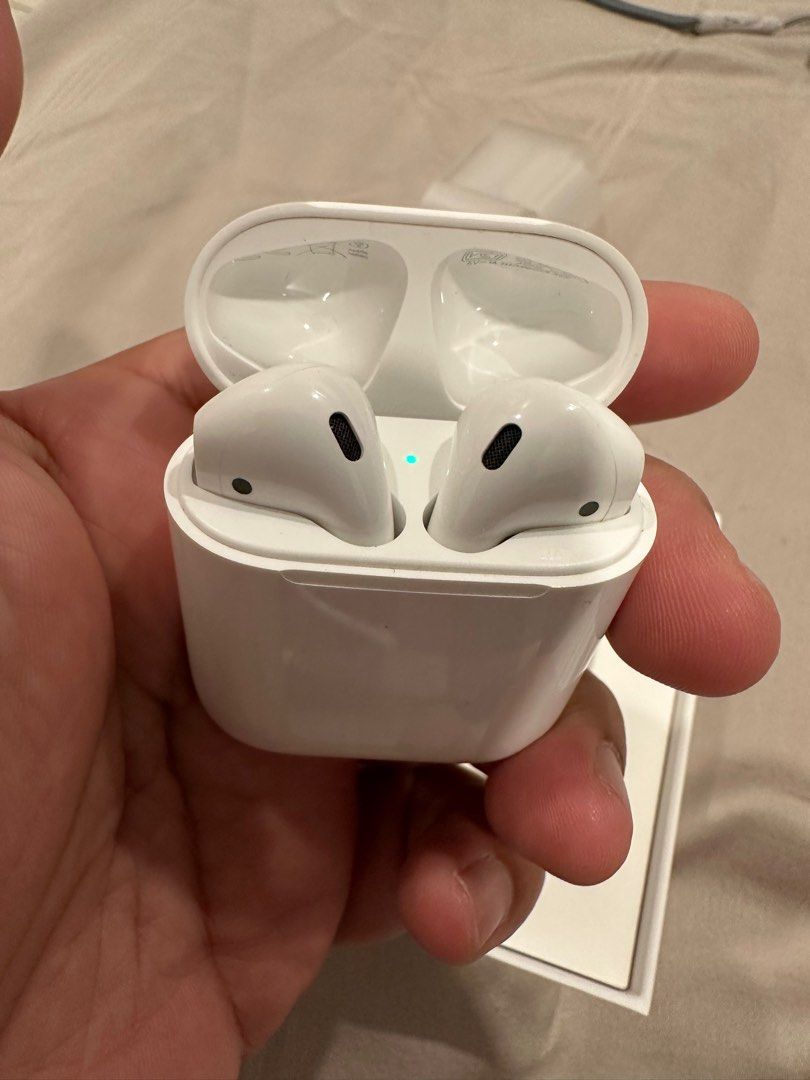 Airpod 2nd Gen (Apple Warranty until August 2023), Audio, Earphones on
