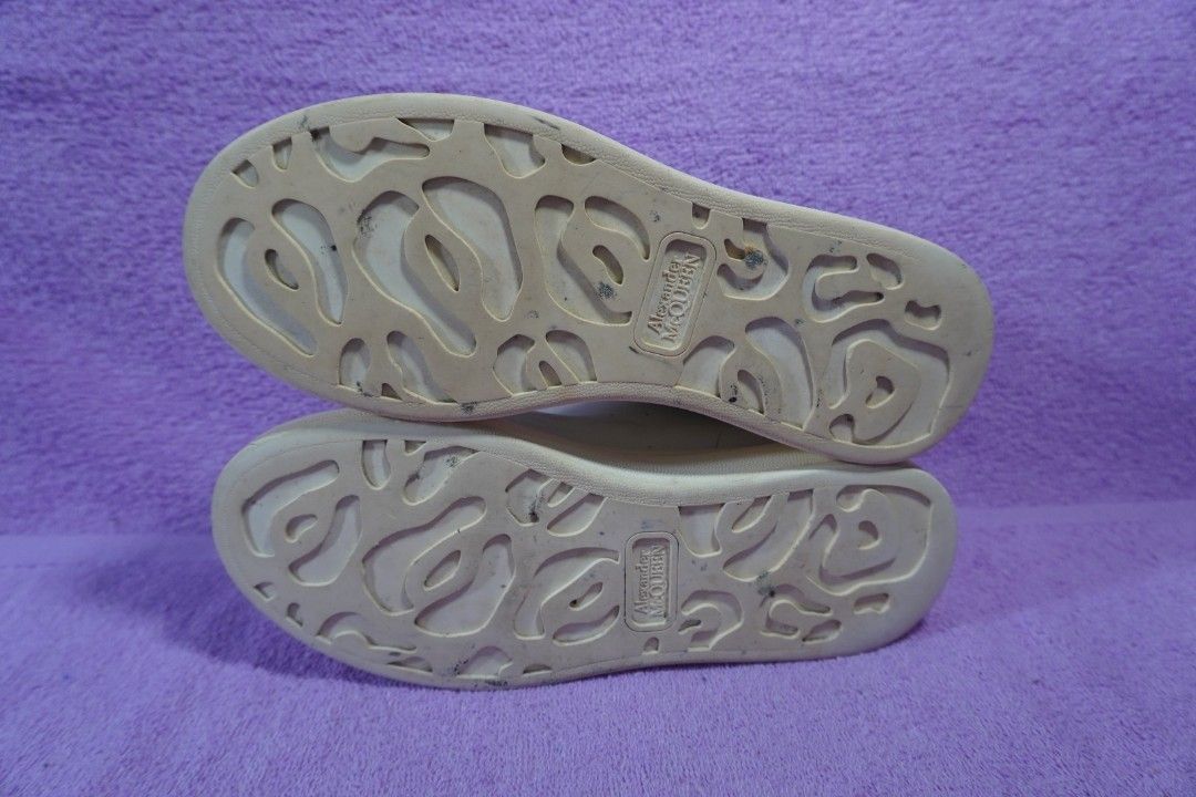 Alexander Mcqueen Oversize Leather White Lost Tag Insole 26 cm on Carousell