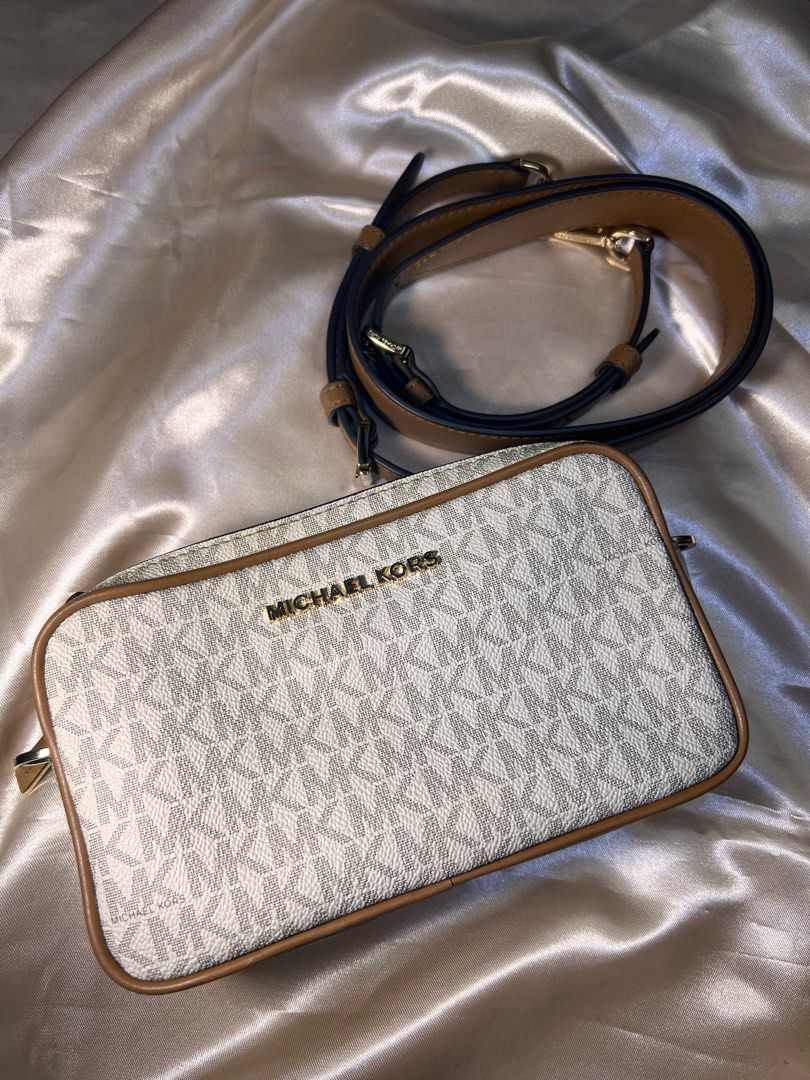AUTHENTIC Michael Kors Connie 35S9GI7M1B SM Crossbody Camera Bag Vanilla acorn