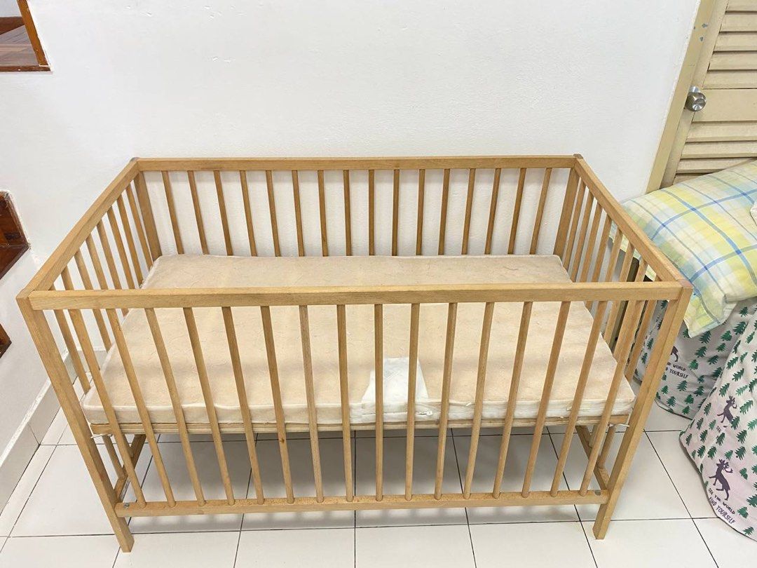 Baby cot with rocker hot sale